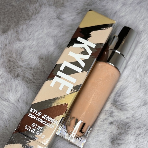 Kylie Cosmetics BNIB Concealer Hickory - Picture 1 of 2